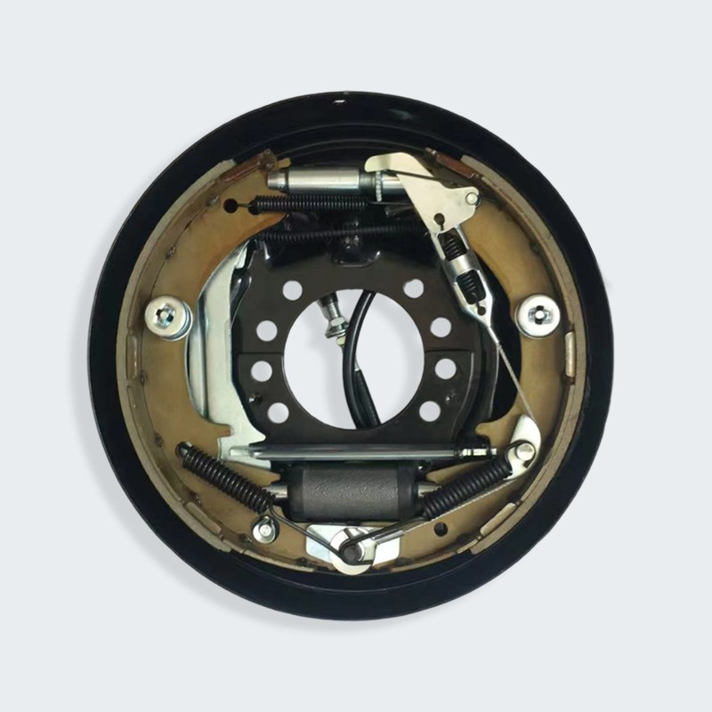 Komatsu forklift 3 tan pemasangan brek kanan Komatsu forklift 3 tan pemasangan brek kanan